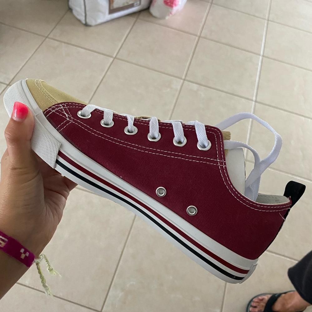 Brand new FSU converse